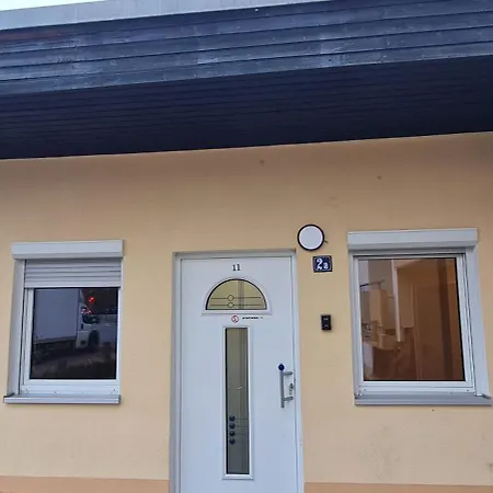 Schoene Mit Eigene Parking Netflix Youtube Апартаменты